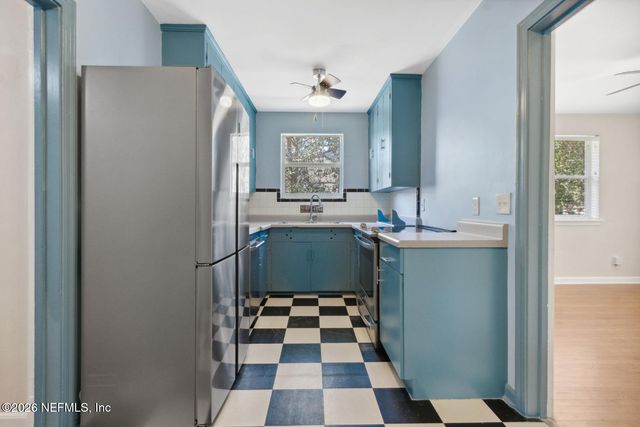 3582 HEDRICK Street 4, Jacksonville, FL 32205