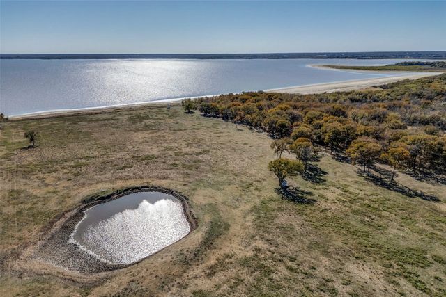 15675 County Road 4024, Kemp, TX 75143