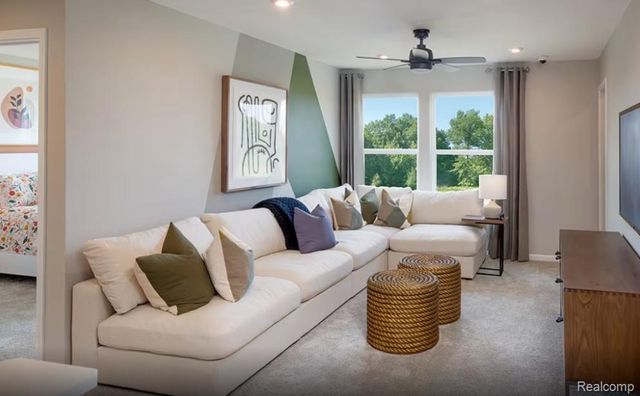 2751 Dunes Court, Milford, MI 48381