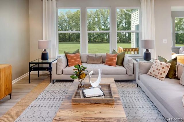 2751 Dunes Court, Milford, MI 48381