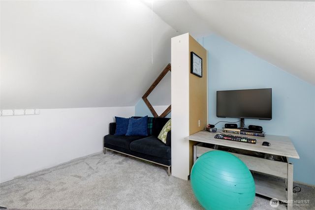 710 2nd Street SW, Puyallup, WA 98371
