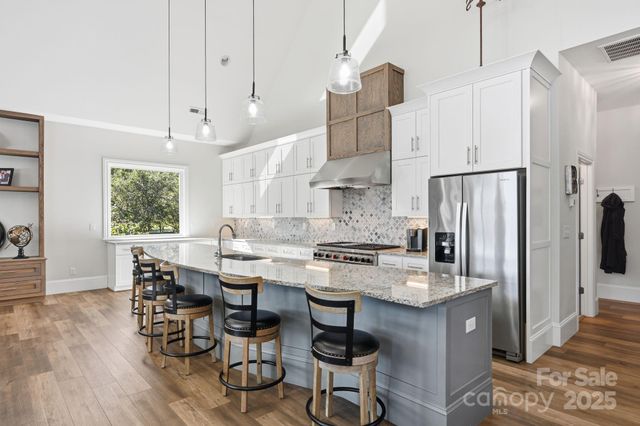 541 Isle Of Pines Road, Mooresville, NC 28117