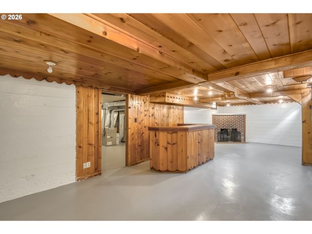 7645 Se LINCOLN St, Portland, OR 97215