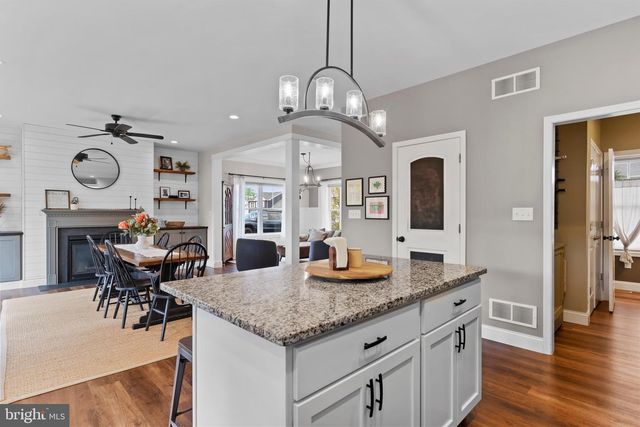228 PARKWAY DRIVE, Mount Holly Springs, PA 17065