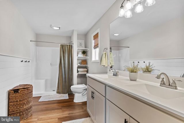 228 PARKWAY DRIVE, Mount Holly Springs, PA 17065