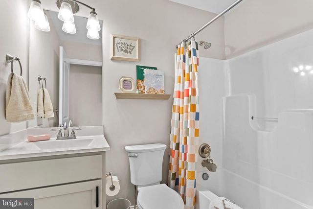 228 PARKWAY DRIVE, Mount Holly Springs, PA 17065
