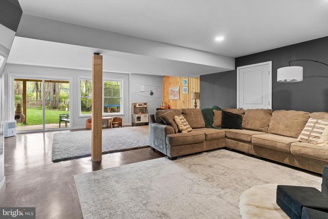 228 PARKWAY DRIVE, Mount Holly Springs, PA 17065