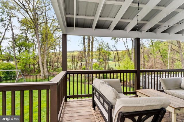228 PARKWAY DRIVE, Mount Holly Springs, PA 17065
