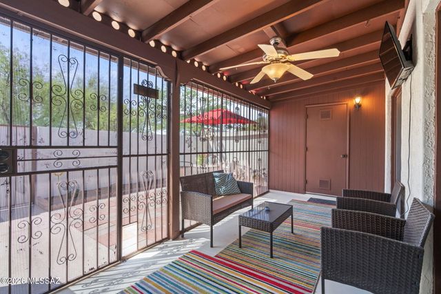 8916 E Palms Park Drive, Tucson, AZ 85715