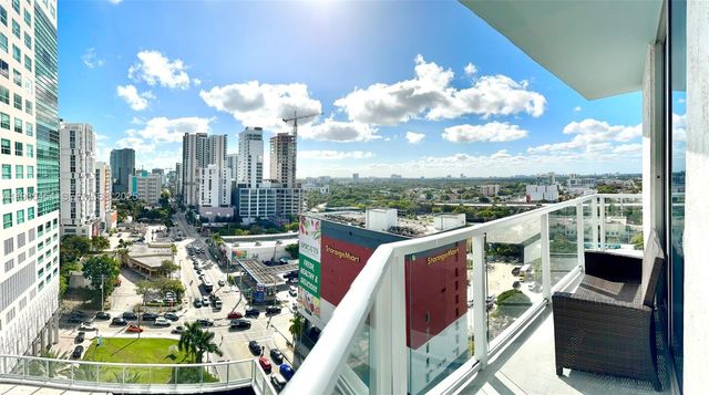 185 SW 7th St 1402, Miami, FL 33130