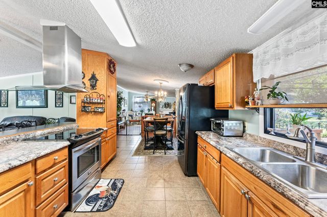 7050 Platt Springs Road, Lexington, SC 29073