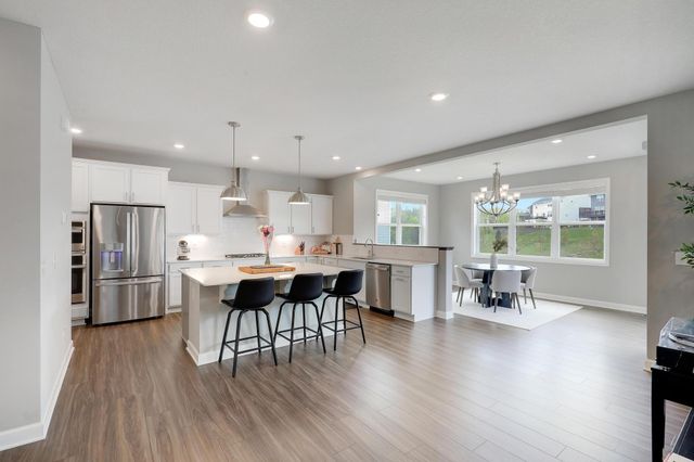 6332 Apple Court, Inver Grove Heights, MN 55077