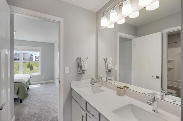 6332 Apple Court, Inver Grove Heights, MN 55077