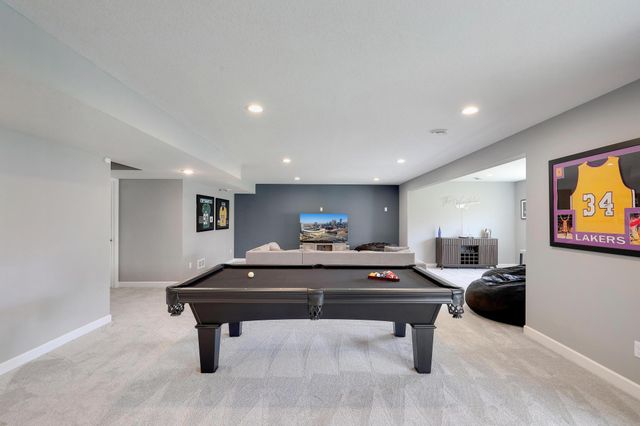 6332 Apple Court, Inver Grove Heights, MN 55077