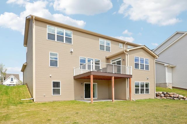 6332 Apple Court, Inver Grove Heights, MN 55077
