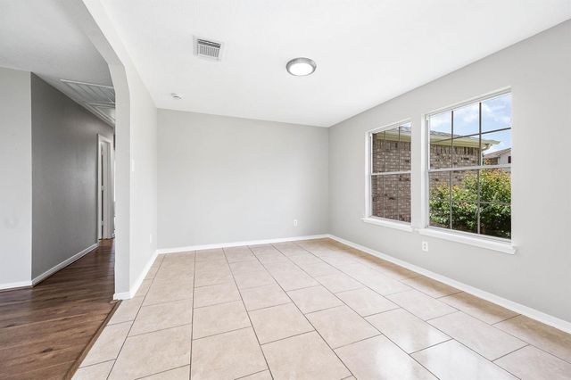 2011 Foxhill Drive, Missouri City, TX 77489