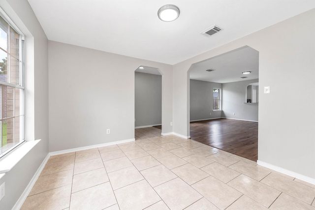 2011 Foxhill Drive, Missouri City, TX 77489
