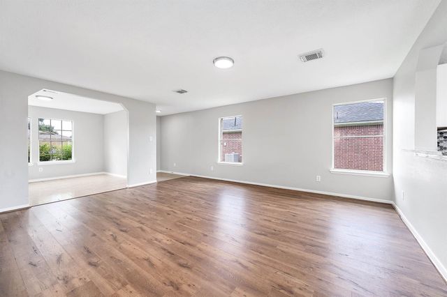 2011 Foxhill Drive, Missouri City, TX 77489