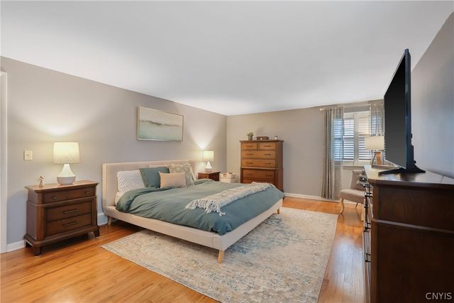 4299 Luna Course, Clay, NY 13090