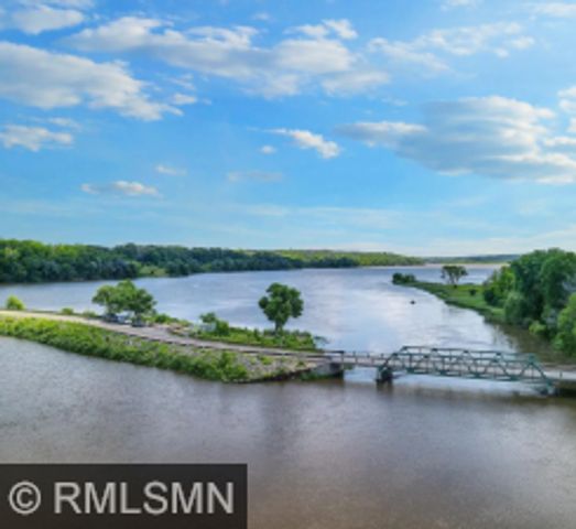 10532 Goodview Avenue S, Cottage Grove, MN 55016
