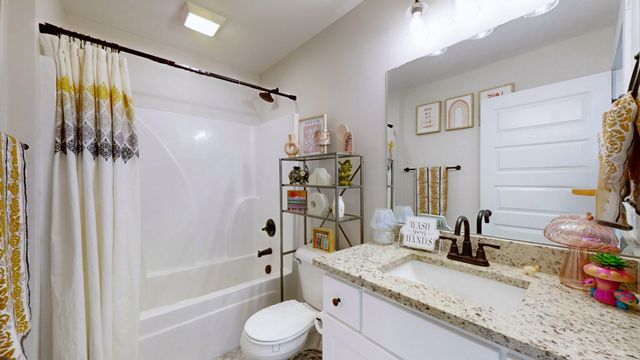 1093 Main St, Greenbrier, TN 37073