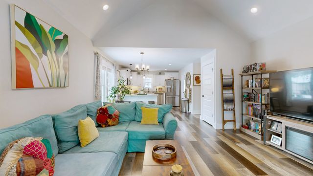 1093 Main St, Greenbrier, TN 37073