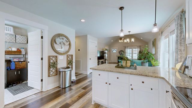 1093 Main St, Greenbrier, TN 37073