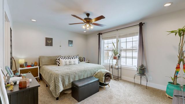 1093 Main St, Greenbrier, TN 37073