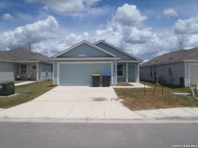 9229 Luciano Pl, Seguin, TX 78155