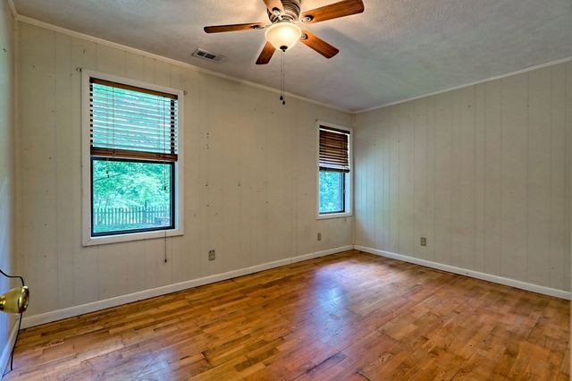 1054 Sutton Road, Hiawassee, GA 30546