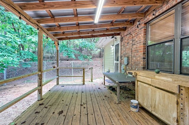 1054 Sutton Road, Hiawassee, GA 30546