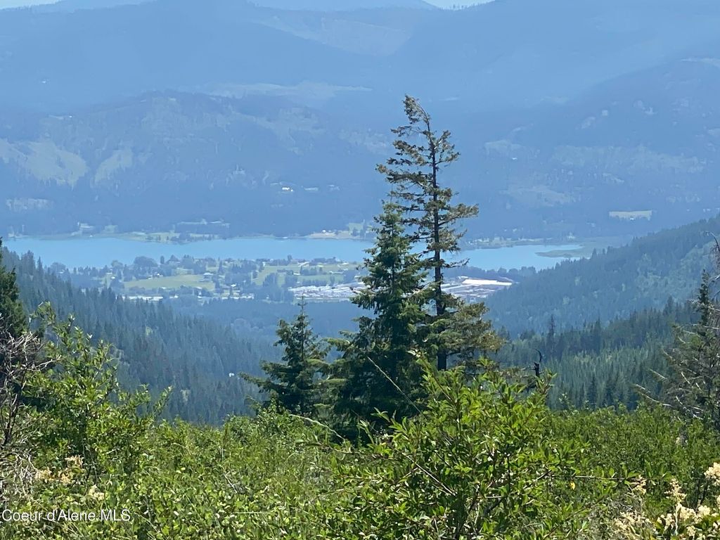 4802 Upper Manley Creek Rd, Laclede, ID 83841