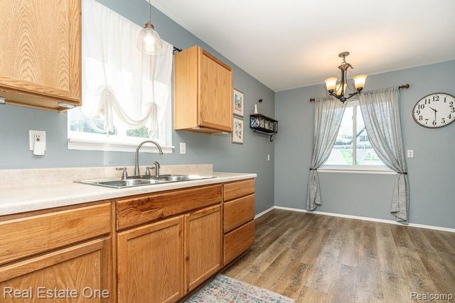22505 Hanson Court, Saint Clair Shores, MI 48080