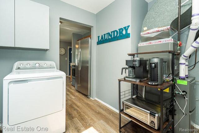 22505 Hanson Court, Saint Clair Shores, MI 48080