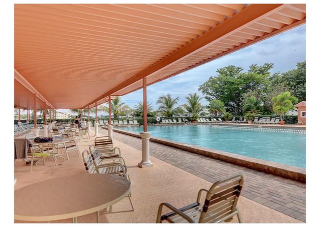 251 Preston F 251, Boca Raton, FL 33434