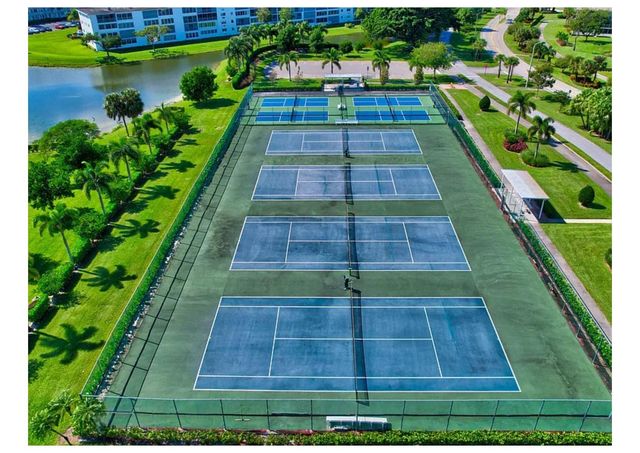 251 Preston F 251, Boca Raton, FL 33434