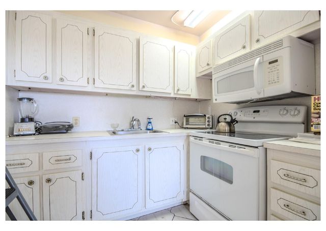 251 Preston F 251, Boca Raton, FL 33434