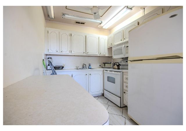 251 Preston F 251, Boca Raton, FL 33434