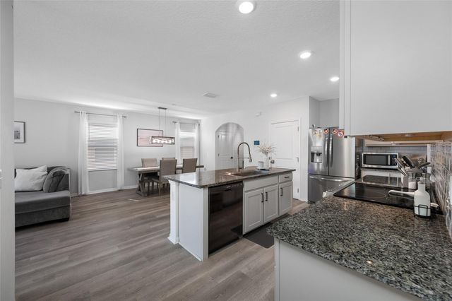 16826 SECRET MEADOW DRIVE, Odessa, FL 33556