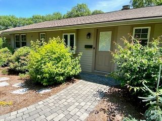 57 Surrey Ln, Holden, MA 01520