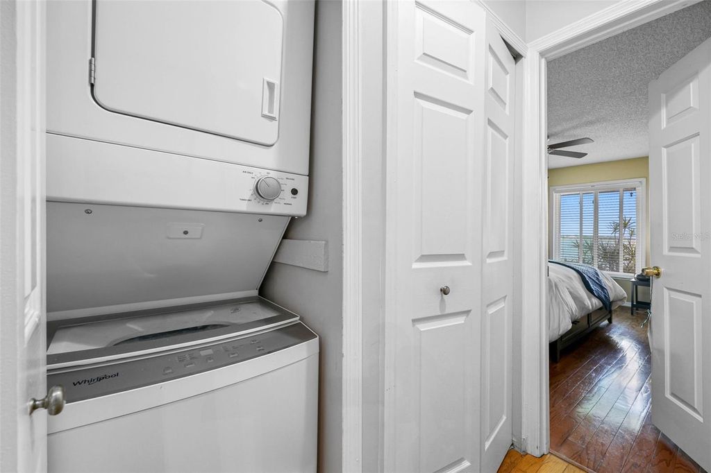 Image 22 of property listing at 7300 SUNSHINE SKYWAY LANE S 210, St Petersburg, FL 33711