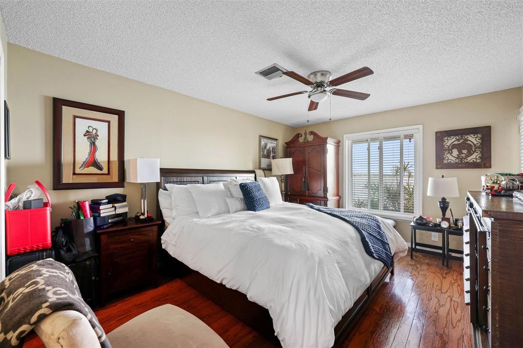 Image 23 of property listing at 7300 SUNSHINE SKYWAY LANE S 210, St Petersburg, FL 33711