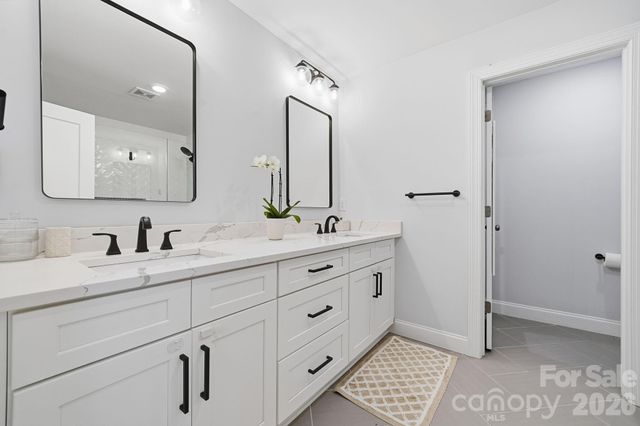 3534 Simmons Street, Charlotte, NC 28208