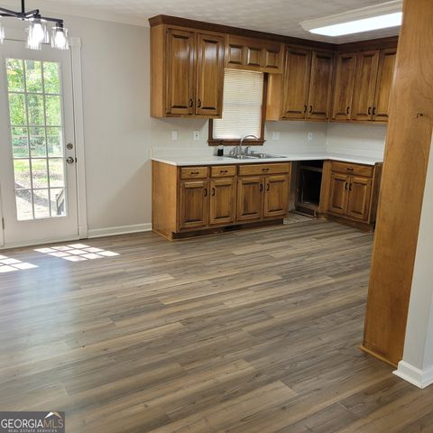 194 Heard Drive, Dawsonville, GA 30534