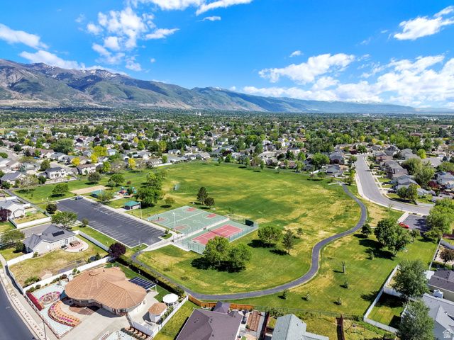 79 E 1720 N, Layton, UT 84041