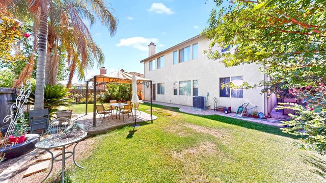 10169 Brenna Way, Elk Grove, CA 95757