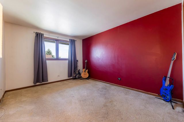 15701 Brassie Court 2N, Orland Park, IL 60462