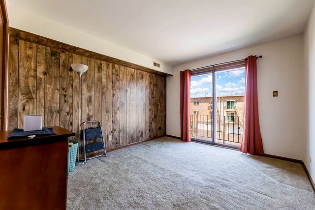 15701 Brassie Court 2N, Orland Park, IL 60462