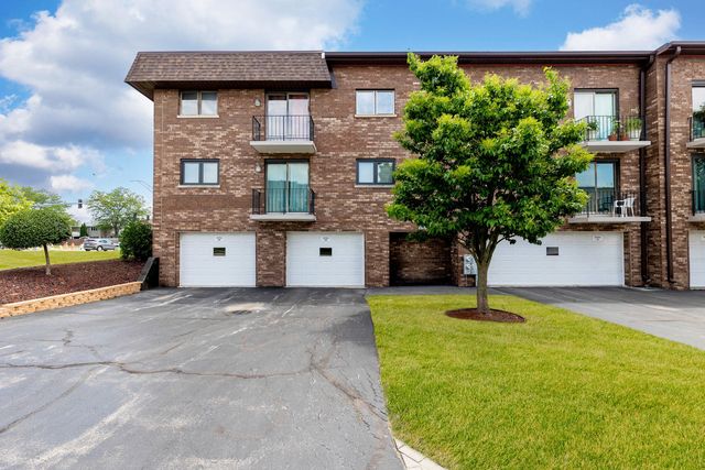 15701 Brassie Court 2N, Orland Park, IL 60462