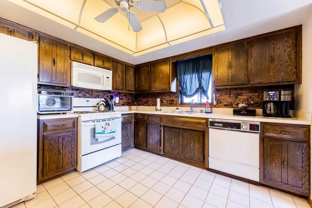 15701 Brassie Court 2N, Orland Park, IL 60462